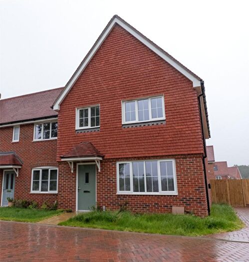4 Bedroom Semi-Detached House For Sale In Tiffany Close, Loxwood Fields, Alfold, Cranleigh, Surrey, GU6