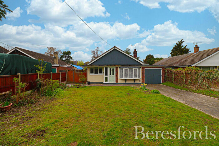 4 Bedroom Bungalow For Sale In Nipsells Chase, Mayland, CM3