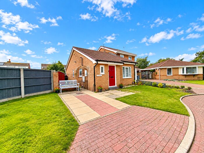 2 Bedroom Bungalow For Sale In Blackfen Place, Bispham, FY2