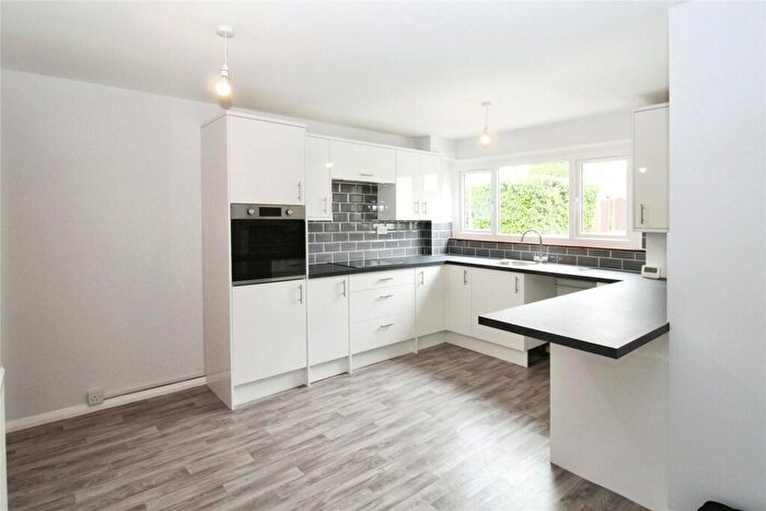 3 Bedroom Terraced House To Rent In Curlew Gardens, Waterlooville, Hampshire, PO8
