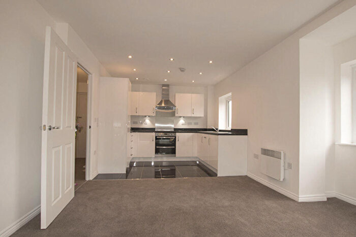 1 Bedroom Flat To Rent In Marbled White Court, Little Paxton, PE19