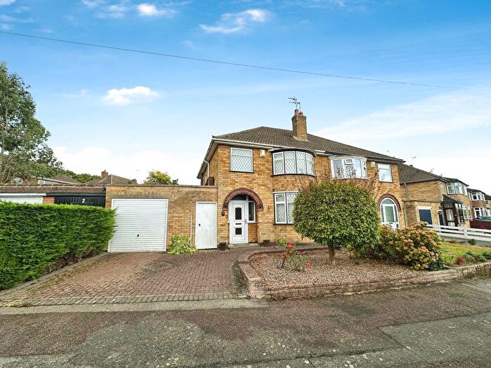 3 Bedroom Semi-Detached House For Sale In Mossdale Road, Braunstone Town, LE3