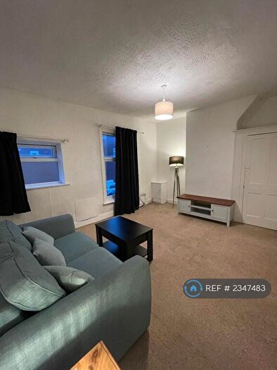 1 Bedroom Flat To Rent In Debdale Park, Gorton, Manchester, M18