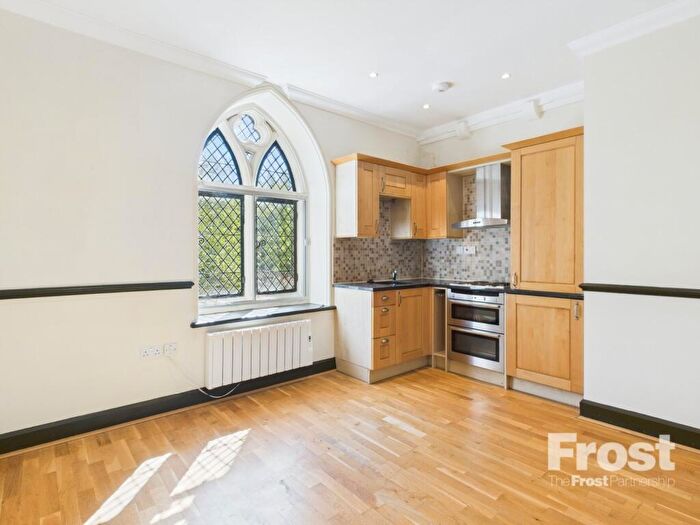 1 Bedroom Apartment To Rent In Convent Court, Hatch Lane, Windsor, Berkshire, SL4