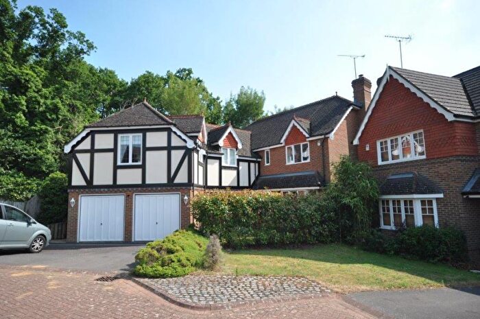 5 Bedroom Detached House To Rent In Tithe Close Virginia Water Surrey, GU25