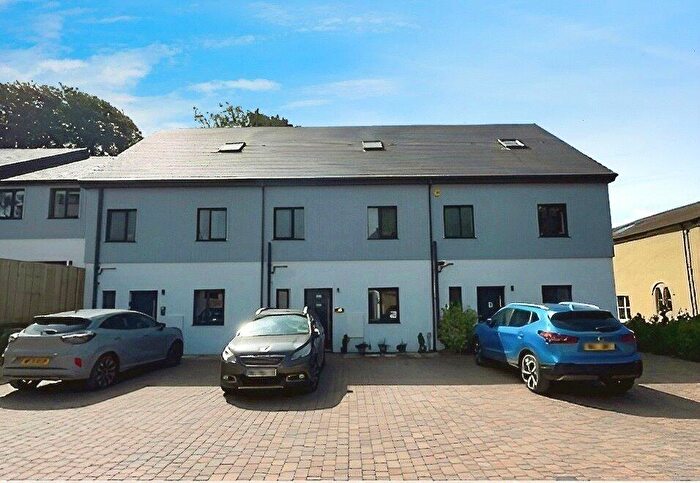 4 Bedroom Terraced House For Sale In Bideford, Devon, EX39