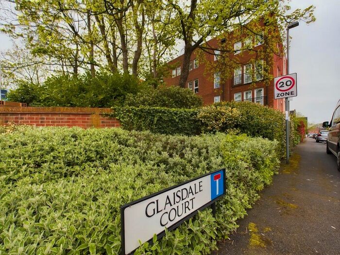 2 Bedroom Apartment For Sale In Glaisdale Court, Darlington, DL3