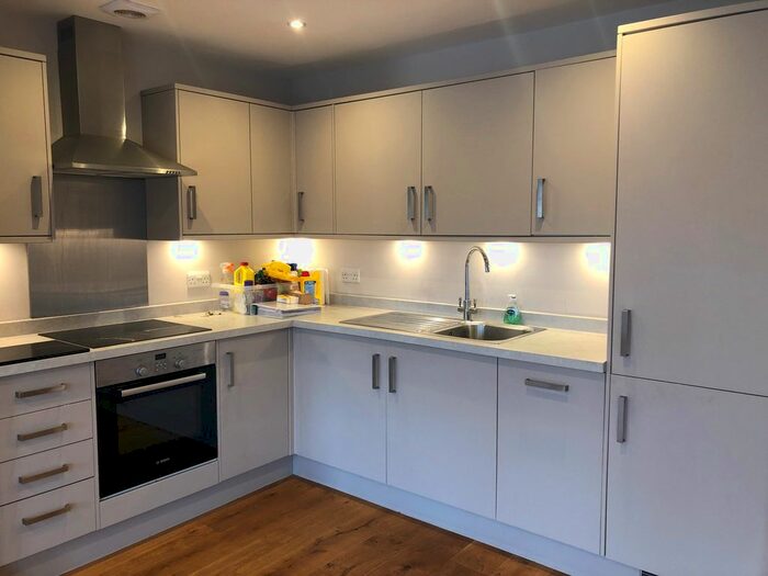 1 Bedroom Flat To Rent In Cedar Lane, Frimley, Camberley, GU16