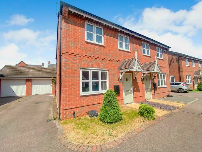 3 Bedroom House To Rent In Moat Close, Newbold Verdon, Leicestershire, LE9