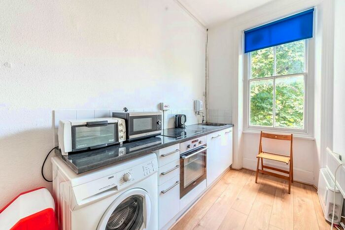 Studio To Rent In Marloes Road, Kensington, London, W8