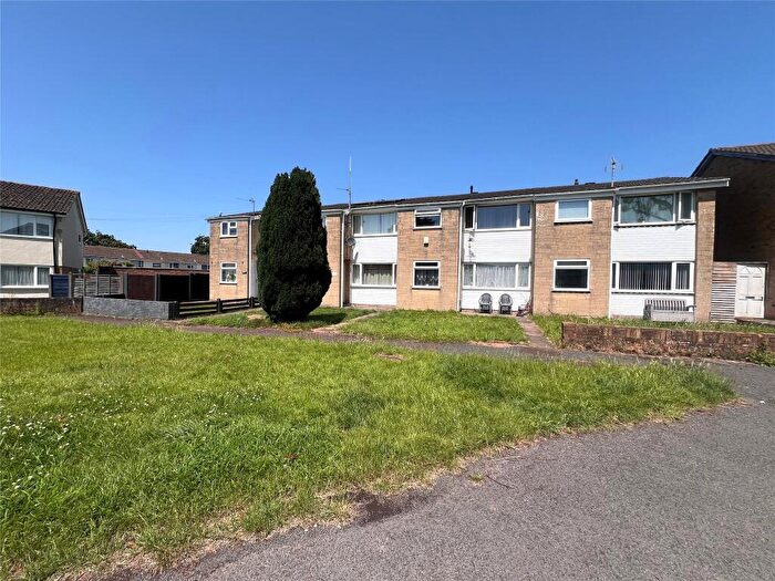 3 Bedroom Semi-Detached House To Rent In Woodmancote, Yate, Bristol, Gloucestershire, BS37