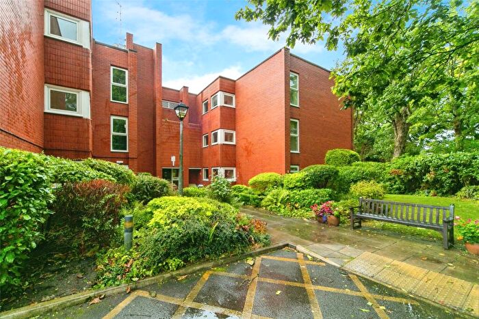 1 Bedroom Flat For Sale In West Knowe, Bidston Road, Prenton, CH43