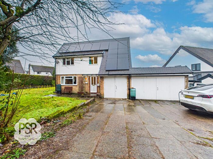 3 Bedroom House For Sale In Milldale Avenue, Buxton, SK17