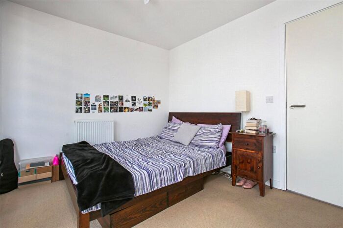 2 Bedroom Flat For Sale In Deptford High Street, London, SE8