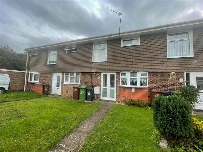 3 Bedroom Terraced House To Rent In Johnson Road, Darlaston, Wednesbury, WS10