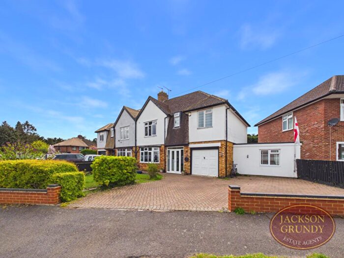 5 Bedroom Semi Detached House For Sale In Firtree Walk, Westone, NN3