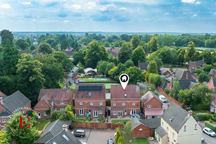 5 Bedroom Detached House For Sale In Fennyland Lane, Kenilworth, CV8