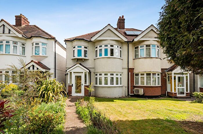 3 Bedroom Semi-Detached House For Sale In Footscray Road, New Eltham, SE9