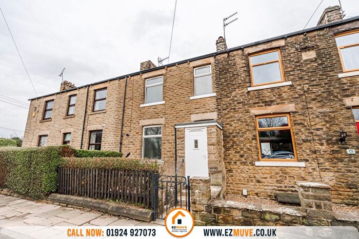 2 Bedroom Terraced House For Sale In Overthorpe Road, Dewsbury, WF12
