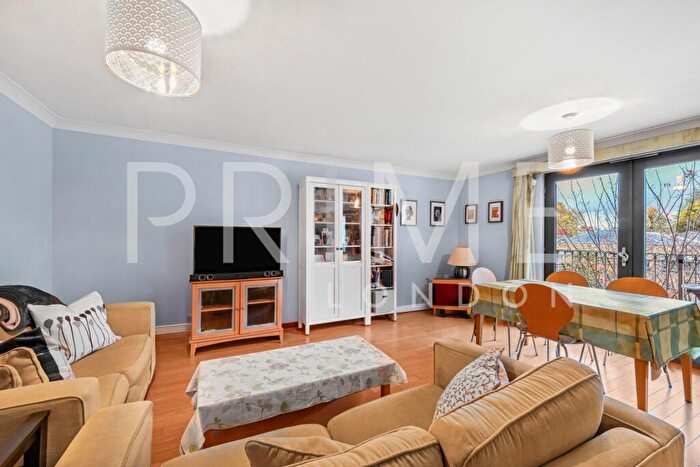 1 Bedroom Apartment For Sale In Altair Court, Southgate Road, Dalston, N1