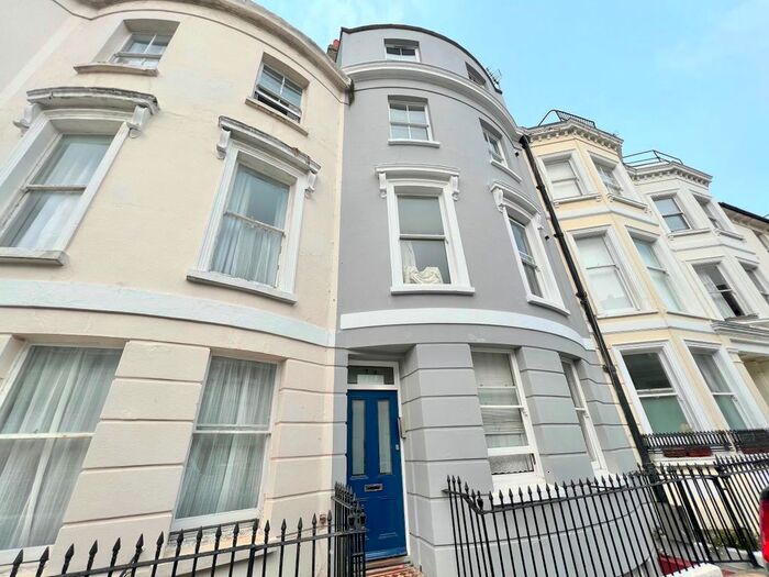 Studio To Rent In St. Georges Terrace, Brighton, BN2