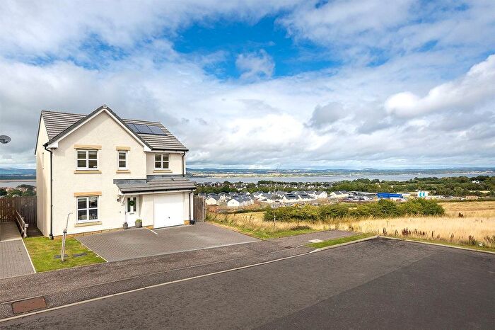 4 Bedroom Detached House For Sale In Lourie Crescent, Bo'ness, EH51
