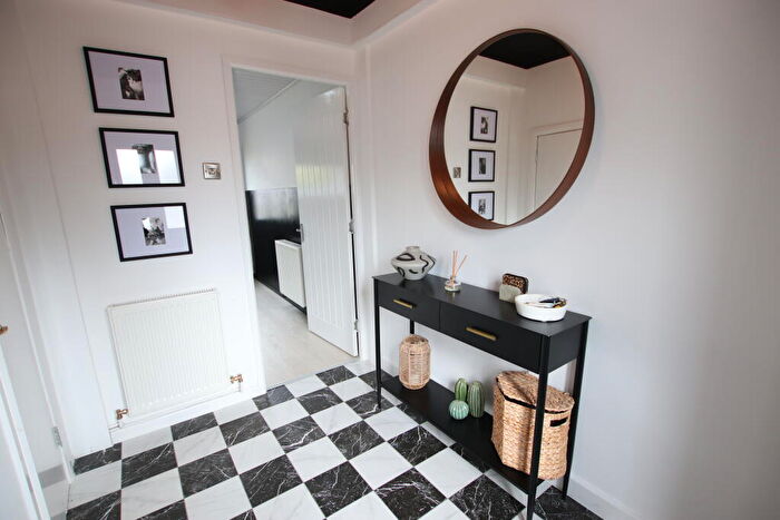 3 Bedroom House To Rent In Fintry Drive, Dundee, DD4