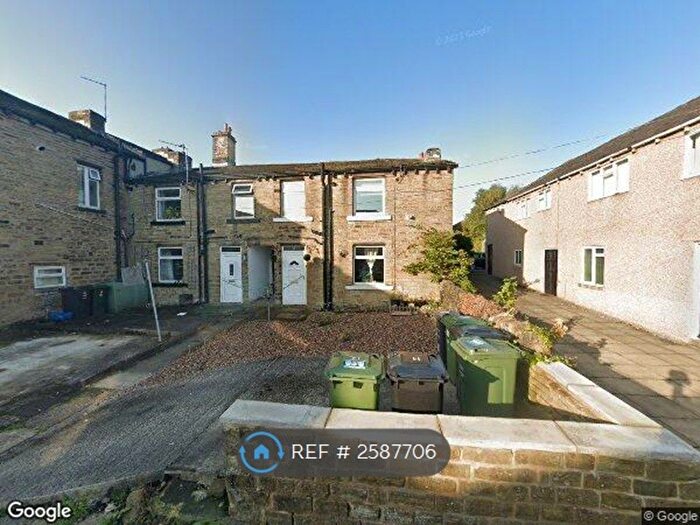 1 Bedroom Terraced House To Rent In Thorncliffe Street, Huddersfield, HD3