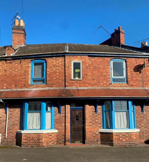 5 Bedroom Terraced House To Rent In Clapham Terrace, Leamington Spa, CV31