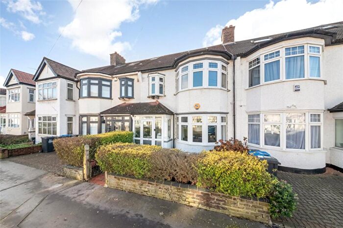 3 Bedroom Terraced House For Sale In Fairlands Avenue, Thornton Heath, CR7