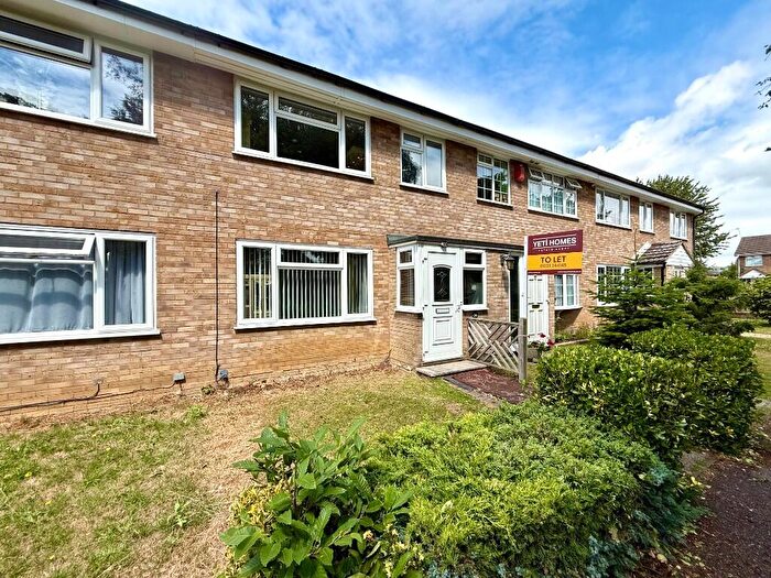 3 Bedroom Terraced House To Rent In Bargrove Road, Maidstone, Kent, ME14