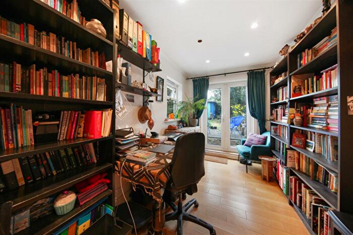 3 Bedroom Terraced House For Sale In Cooper Road, Dollis Hill, NW10