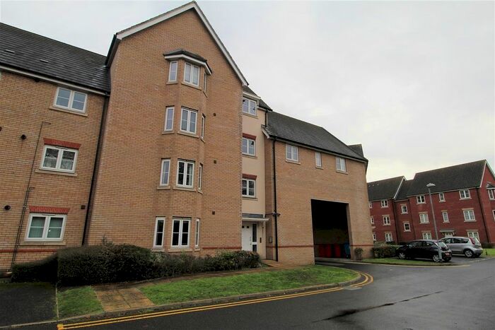 2 Bedroom Flat To Rent In Bruff Road, Ipswich, IP2
