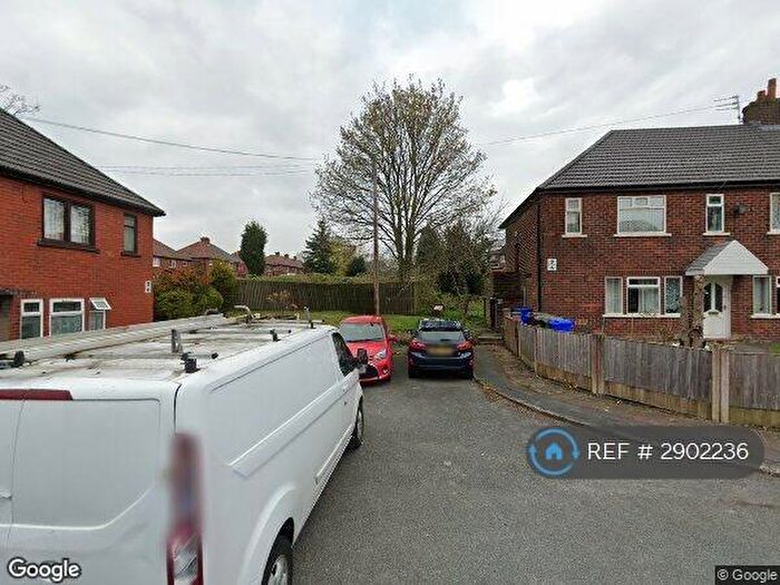 2 Bedroom Flat To Rent In Rose Hill Close, Ashton-Under-Lyne, OL6