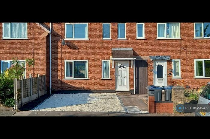 4 Bedroom Terraced House To Rent In Thorncliffe Road, Birmingham, B44