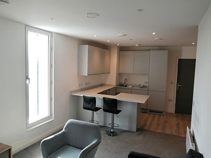 2 Bedroom Flat To Rent In Wharf End, Trafford Park, Manchester, M17