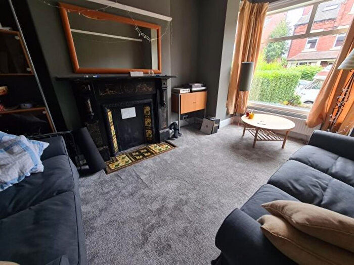 4 Bedroom House To Rent In Stanmore Road, Leeds, LS4
