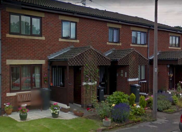 2 Bedroom Flat To Rent In Meadowcroft Close, Pleasley Road, Whiston, Rotherham, S60