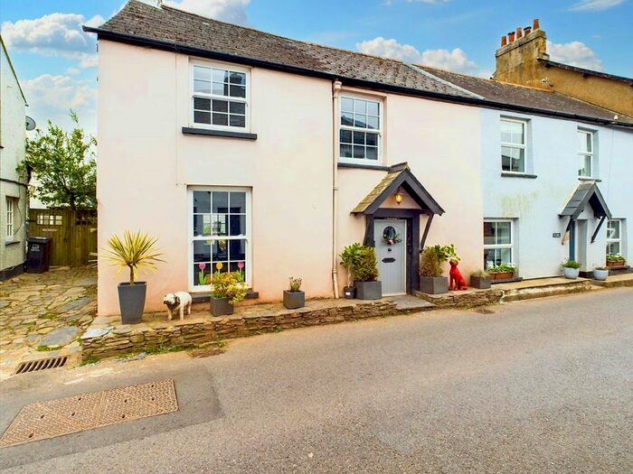 2 Bedroom Cottage For Sale In Chillington, Kingsbridge, TQ7