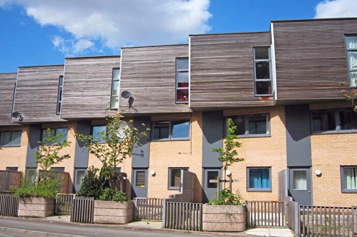 3 Bedroom Town House For Sale In Southcombe Walk, Hulme, Manchester, M15