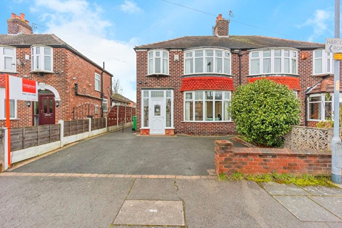 4 Bedroom Semi-Detached House For Sale In Harcombe Road, Manchester, Greater Manchester, M20