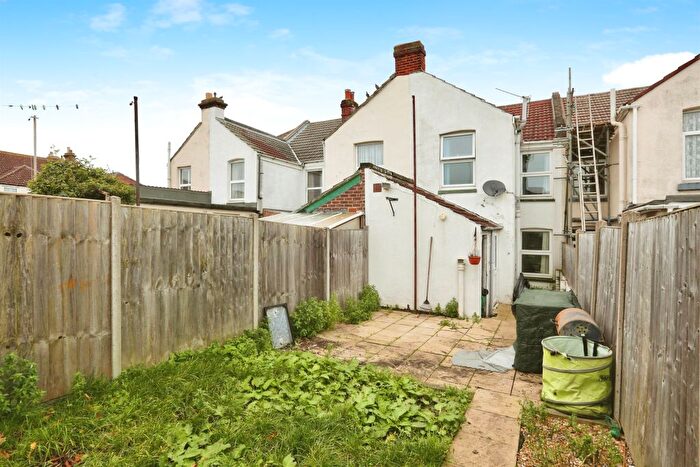 2 Bedroom Terraced House For Sale In Burnett Road, Gosport, PO12