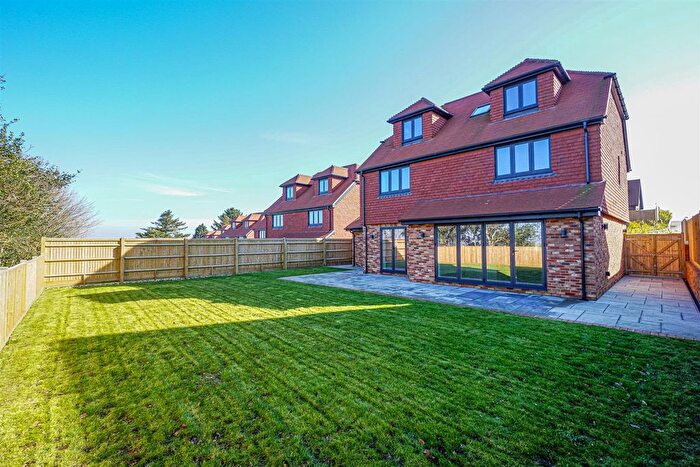 5 Bedroom Detached House For Sale In Bradshaw Close, Winchelsea Road, Guestling, Hastings, TN35