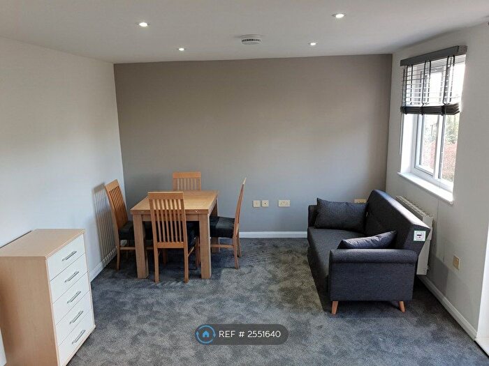 1 Bedroom Flat To Rent In London, London, NW7