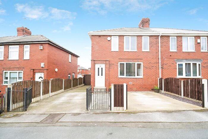 3 Bedroom Semi Detached House For Sale In Abbots Road, Barnsley, S71