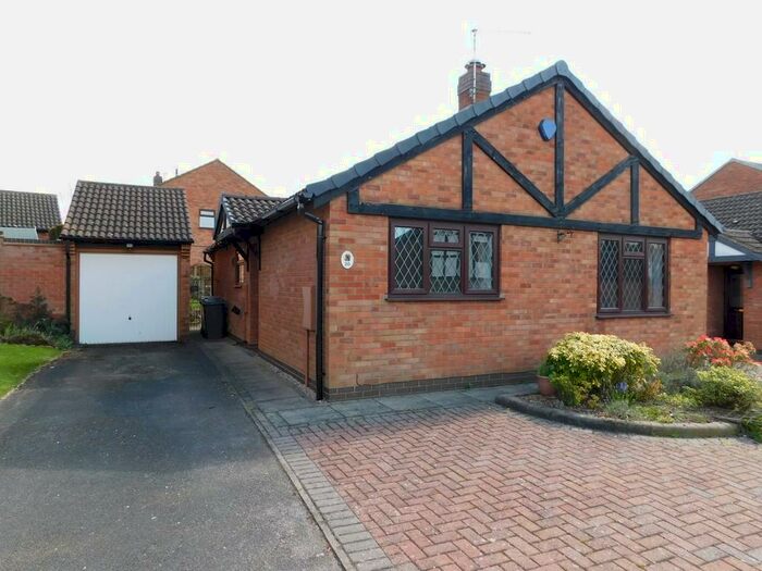 2 Bedroom Detached Bungalow To Rent In The Belfry, Stretton, Burton-on-Trent, DE13