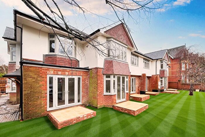 2 Bedroom Terraced House For Sale In Ashley Cross, BH14