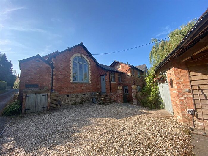 3 Bedroom Property To Rent In Cudworth, Ilminster, TA19