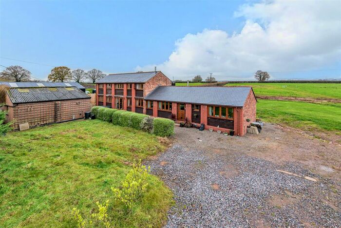 4 Bedroom Detached House For Sale In Hillfarrance, Taunton TA4