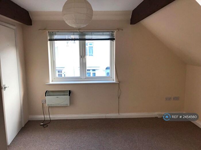 1 Bedroom Flat To Rent In Lyon Street, Southampton, SO14